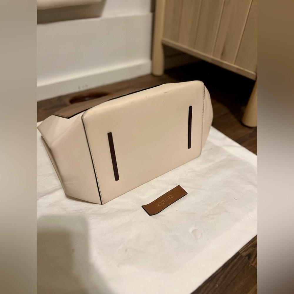 Auxiliary Aritzia Bega Satchel - Picture 3 of 6